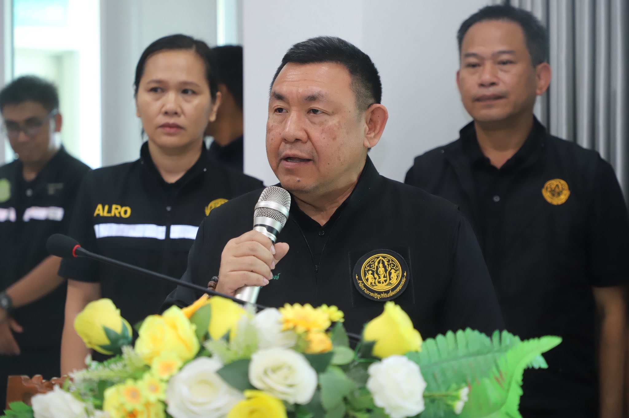 title - รมช.เกษตรฯ มอบโฉนดเพื่อการเกษตร โฉนดต้นไม้ ยกระดับที่ดินทำกินในกระบี่ หนุนเกษตรกรเข้าถึงแหล่งทุน